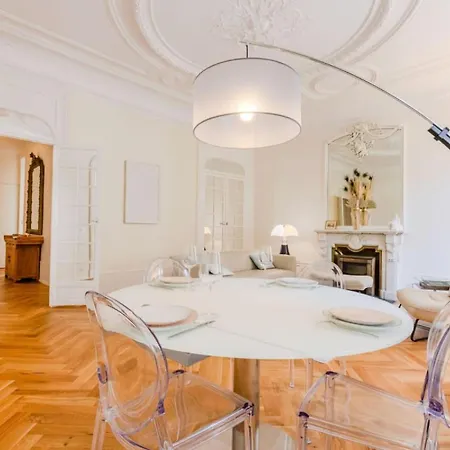 Apartment Hyper Centre - 4p A 100m Du Palais - Hyper Centre - 4p A 100m Du Palais Mae-1873 *