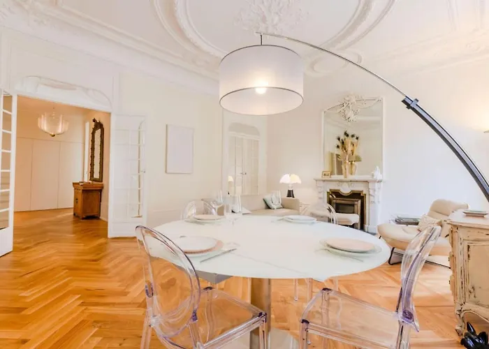 Apartment Hyper Centre - 4p A 100m Du Palais - Hyper Centre - 4p A 100m Du Palais Mae-1873 *